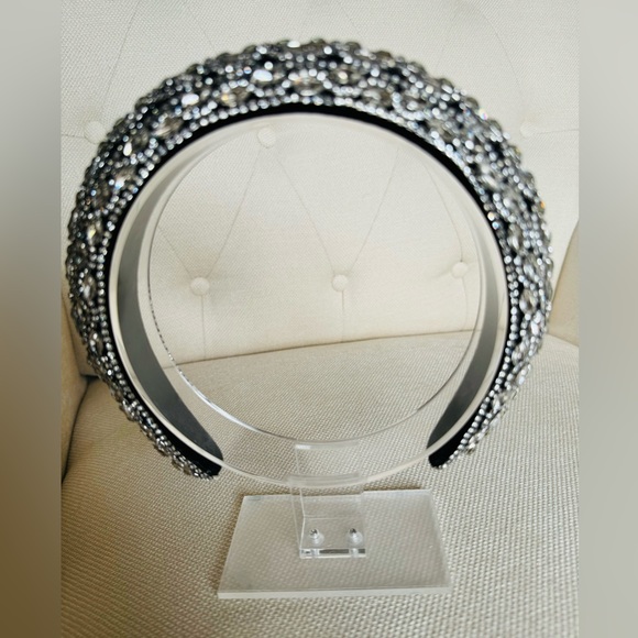 ✨SILVER BEADED HEADBAND✨ - Picture 6 of 7